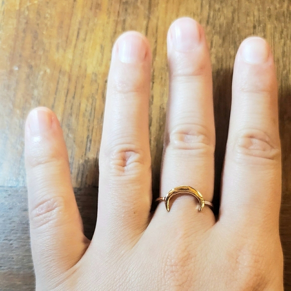 NWOT Dainty Gold Southwestern Eclipse Ring - Picture 2 of 8